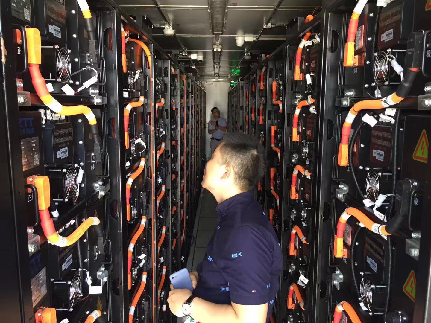 儲能電站技術(shù)光儲充項目考察團江蘇站